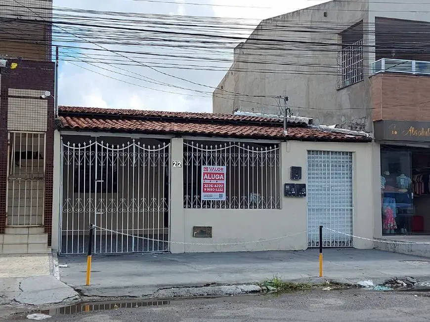 Foto 3 de Casa com 3 Quartos para alugar, 120m² em Novo Paraíso, Aracaju
