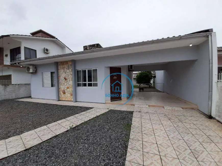 Foto 1 de Casa com 3 Quartos à venda, 85m² em Rio Grande, Palhoça