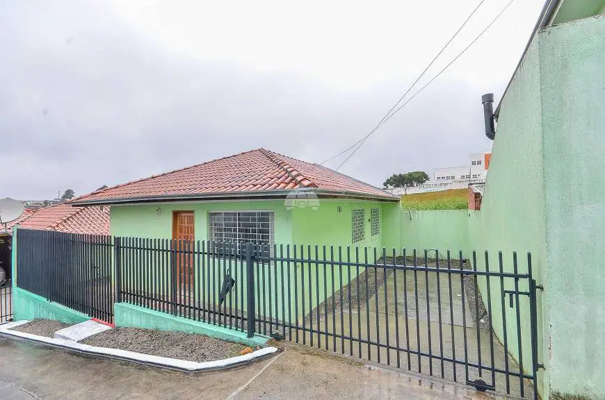 Foto 1 de Casa com 3 Quartos à venda, 56m² em Santa Cândida, Curitiba