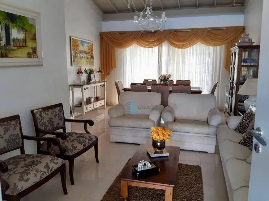 Foto 2 de Casa com 4 Quartos à venda, 219m² em Santa Mônica, Florianópolis