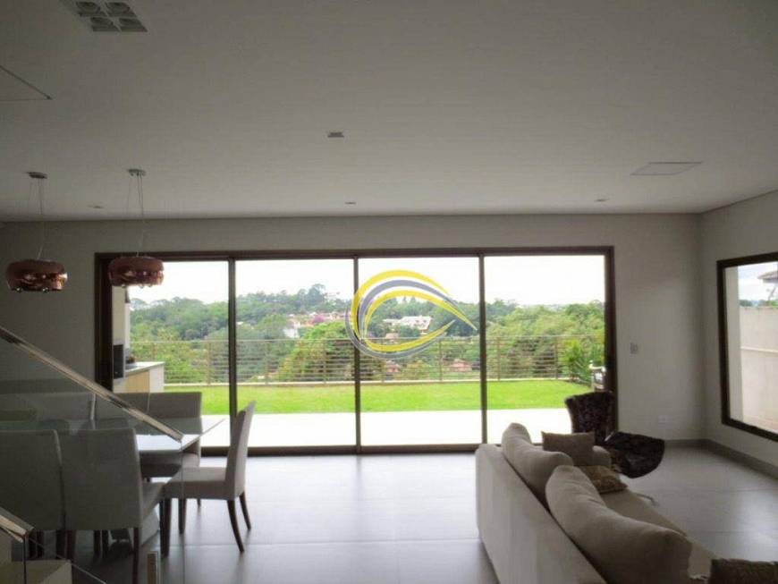 Foto 4 de Casa de Condomínio com 3 Quartos para alugar, 280m² em Aldeia da Fazendinha, Carapicuíba