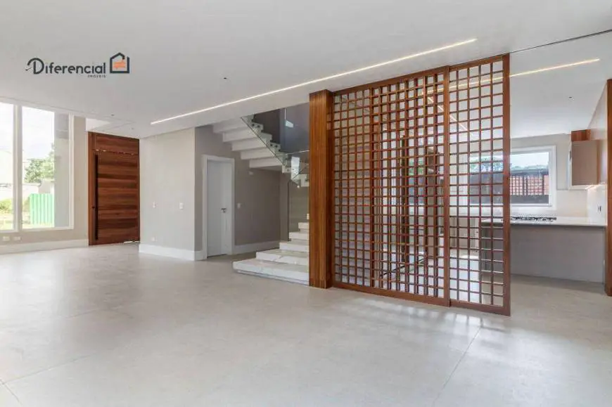 Foto 3 de Casa de Condomínio com 3 Quartos à venda, 342m² em Santa Felicidade, Curitiba