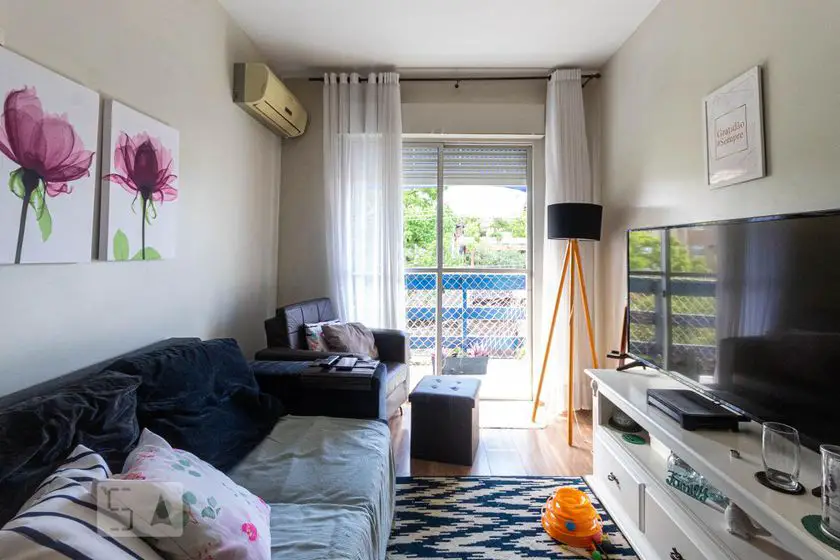 Foto 2 de Cobertura com 2 Quartos para alugar, 70m² em Santana, Porto Alegre