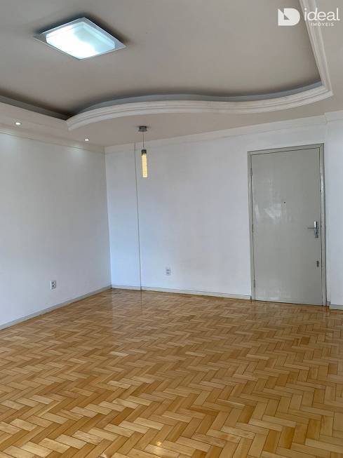 Foto 1 de Apartamento com 3 Quartos à venda, 130m² em Centro, Santa Maria