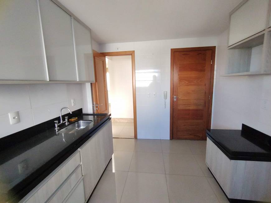 Foto 5 de Apartamento com 3 Quartos à venda, 120m² em Pelinca, Campos dos Goytacazes