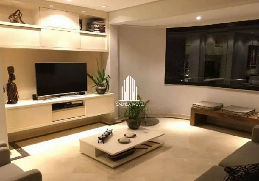 Foto 1 de Apartamento com 4 Quartos à venda, 167m² em Vila Morse, São Paulo