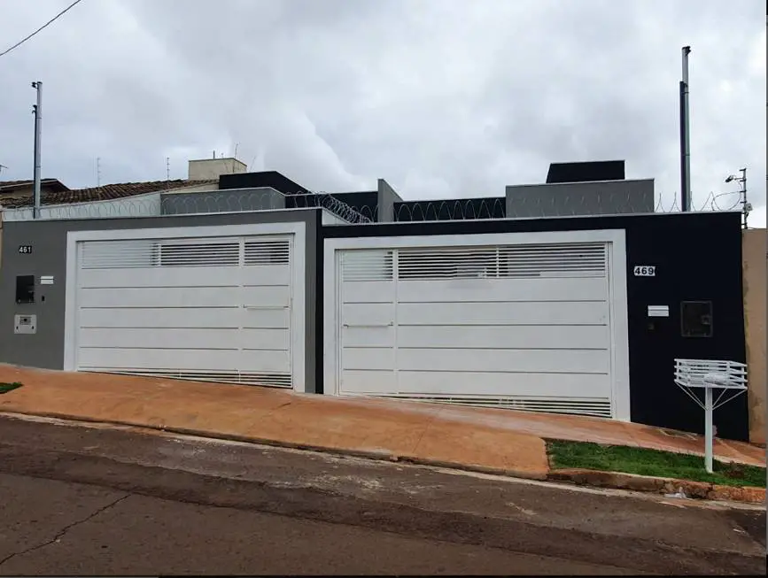 Foto 2 de Casa com 2 Quartos à venda, 50m² em Coronel Antonino, Campo Grande