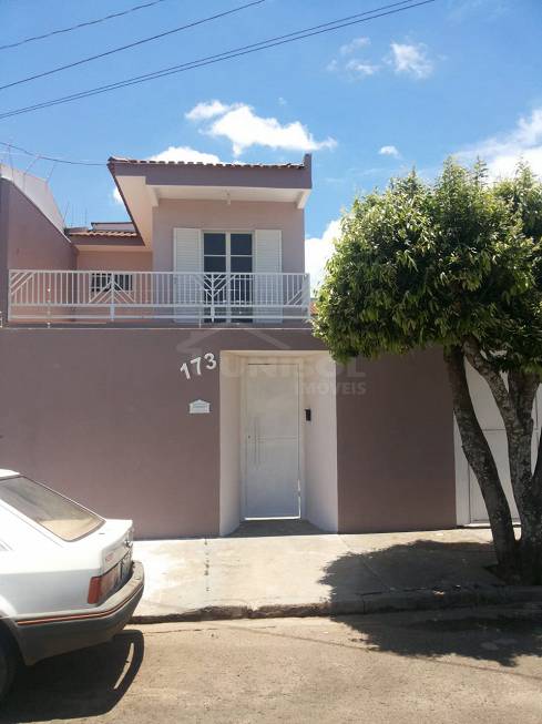 Foto 1 de Casa com 2 Quartos à venda, 10m² em Jardim Cavallari, Marília