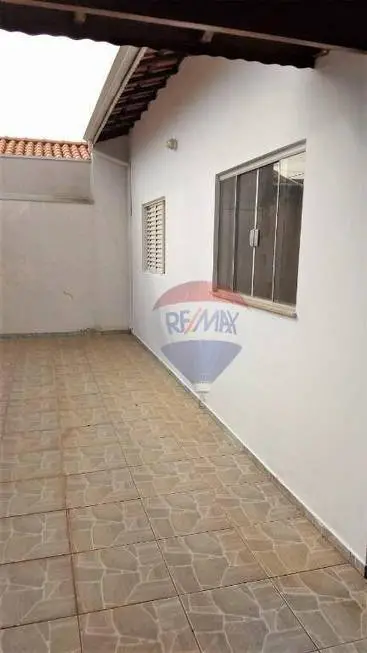 Foto 4 de Casa com 2 Quartos para alugar, 100m² em Jardim Itamarati, Botucatu