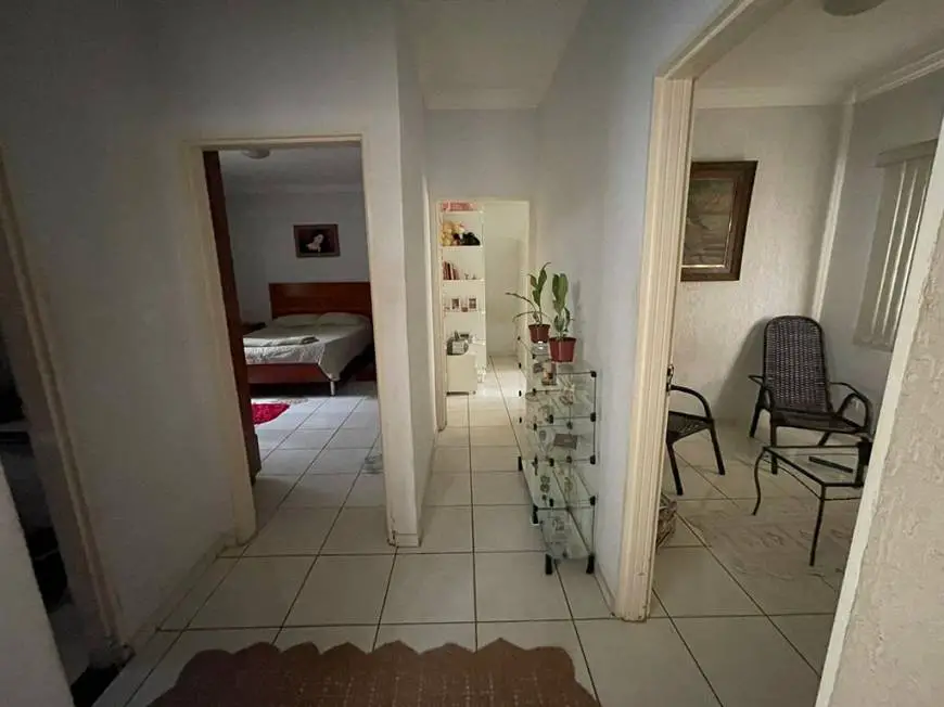 Foto 3 de Casa com 3 Quartos à venda, 335m² em Jardim Mariliza, Goiânia