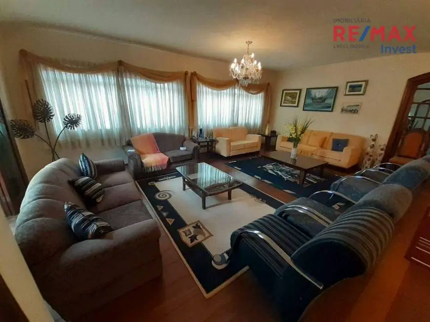 Foto 3 de Casa com 5 Quartos para alugar, 500m² em Centro, Botucatu