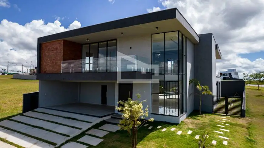 Foto 1 de Casa de Condomínio com 5 Quartos à venda, 479m² em São Pedro, Juiz de Fora