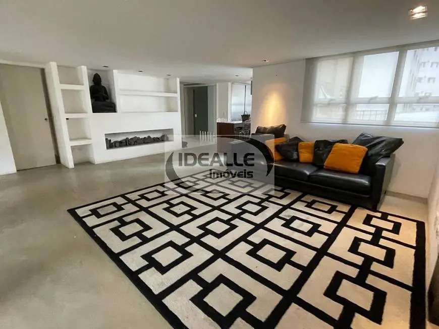 Foto 4 de Apartamento com 2 Quartos para alugar, 277m² em Água Verde, Curitiba