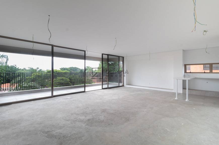 Foto 1 de Apartamento com 2 Quartos à venda, 156m² em Vila Madalena, São Paulo