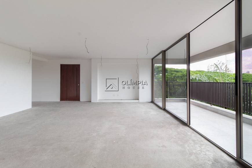 Foto 3 de Apartamento com 2 Quartos à venda, 156m² em Vila Madalena, São Paulo