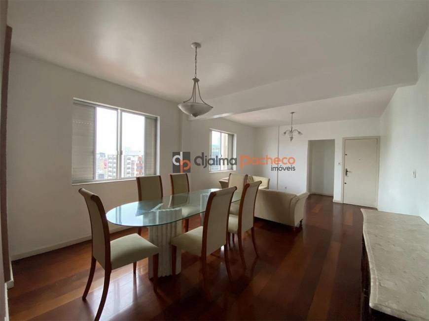Foto 1 de Apartamento com 3 Quartos à venda, 133m² em Centro, Florianópolis