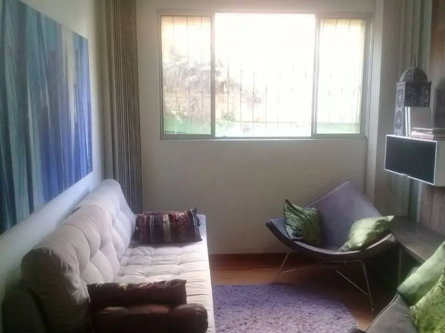Foto 2 de Apartamento com 3 Quartos à venda, 65m² em Heliópolis, Belo Horizonte