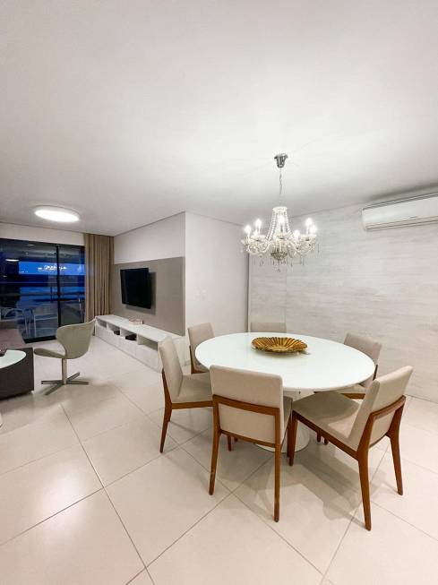 Foto 1 de Apartamento com 3 Quartos à venda, 109m² em Ponta Verde, Maceió