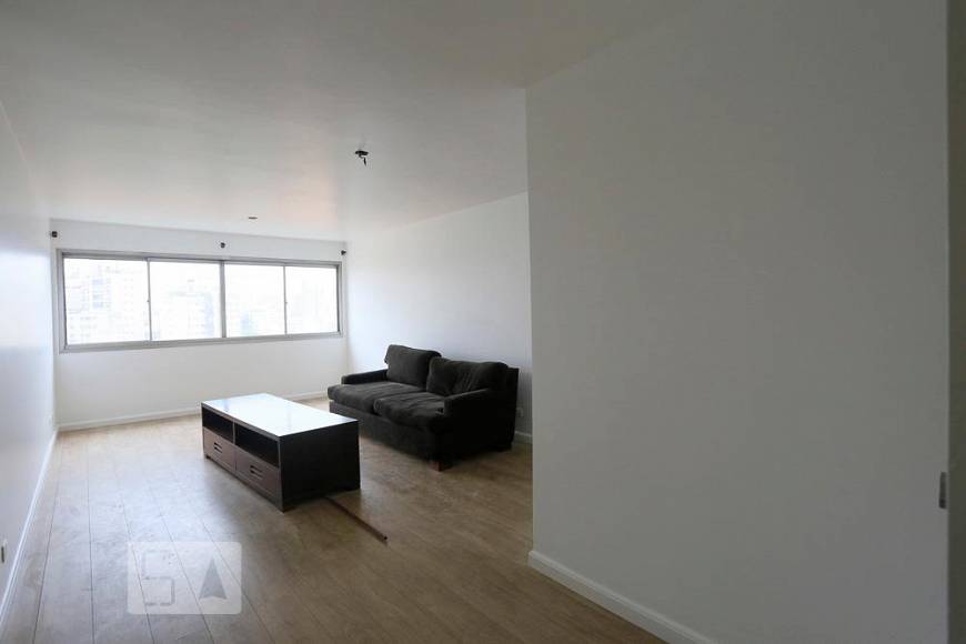 Foto 2 de Apartamento com 3 Quartos para alugar, 106m² em Sumaré, São Paulo