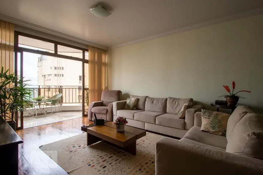 Foto 1 de Apartamento com 4 Quartos para alugar, 185m² em Centro, Uberlândia