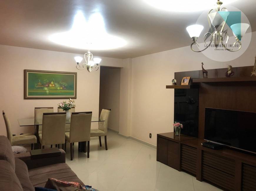 Foto 2 de Apartamento com 4 Quartos à venda, 129m² em Grajaú, Rio de Janeiro