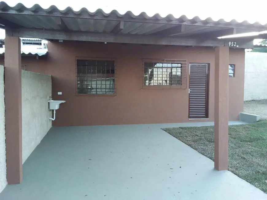 Foto 1 de Casa com 1 Quarto para alugar, 25m² em Lindóia, Curitiba