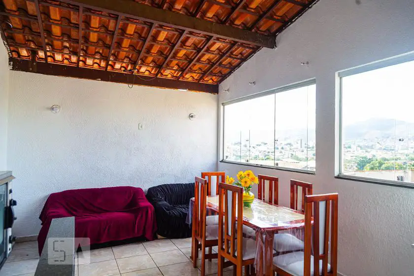 Foto 5 de Casa com 3 Quartos para alugar, 70m² em Horto Florestal, Belo Horizonte