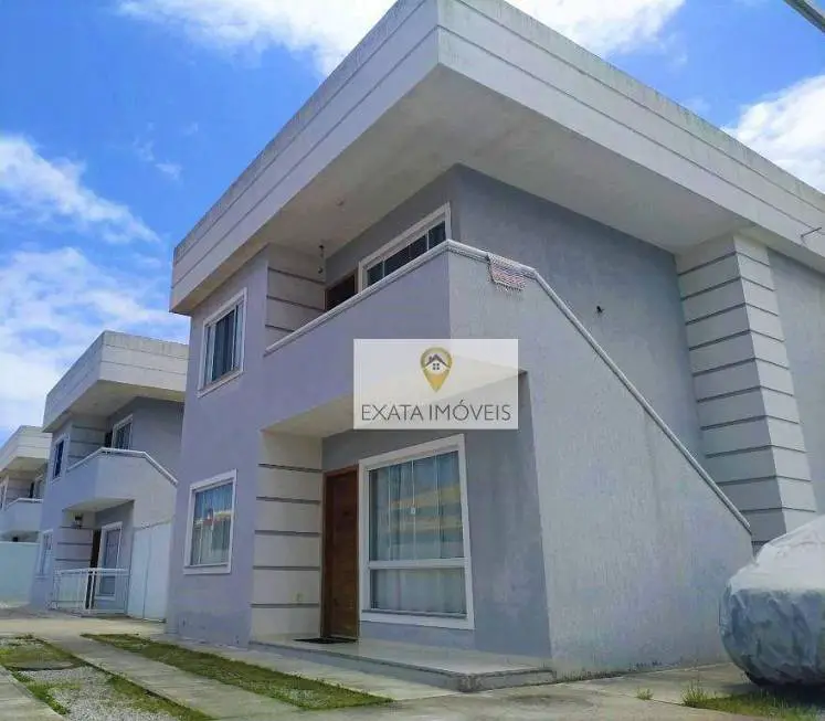 Foto 2 de Casa de Condomínio com 2 Quartos à venda, 62m² em Extensão do Bosque, Rio das Ostras