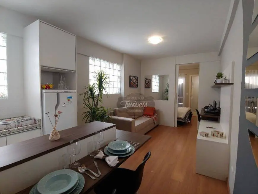 Foto 1 de Apartamento com 1 Quarto à venda, 35m² em Centro, Curitiba