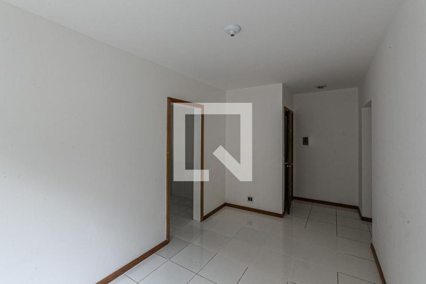 Foto 4 de Apartamento com 2 Quartos para alugar, 55m² em Jardim Botânico, Porto Alegre