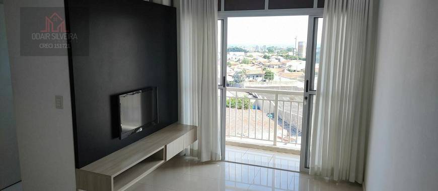 Foto 1 de Apartamento com 2 Quartos à venda, 56m² em Vila Omar, Americana