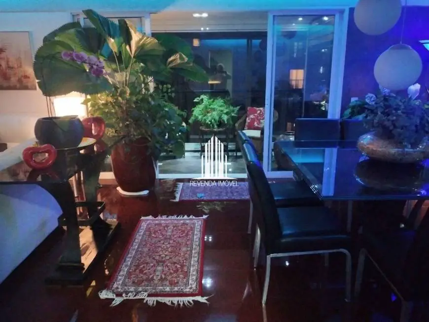 Foto 4 de Apartamento com 3 Quartos à venda, 120m² em Água Branca, São Paulo