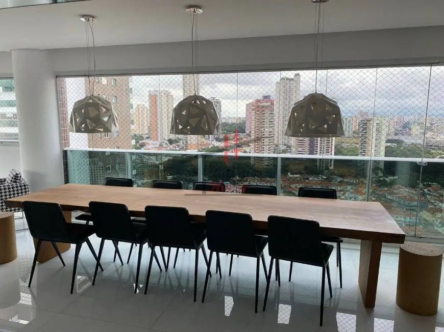 Foto 1 de Apartamento com 3 Quartos para alugar, 184m² em Tatuapé, São Paulo