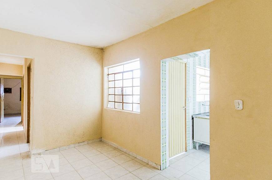 Foto 1 de Casa com 2 Quartos para alugar, 60m² em Taboão, São Bernardo do Campo