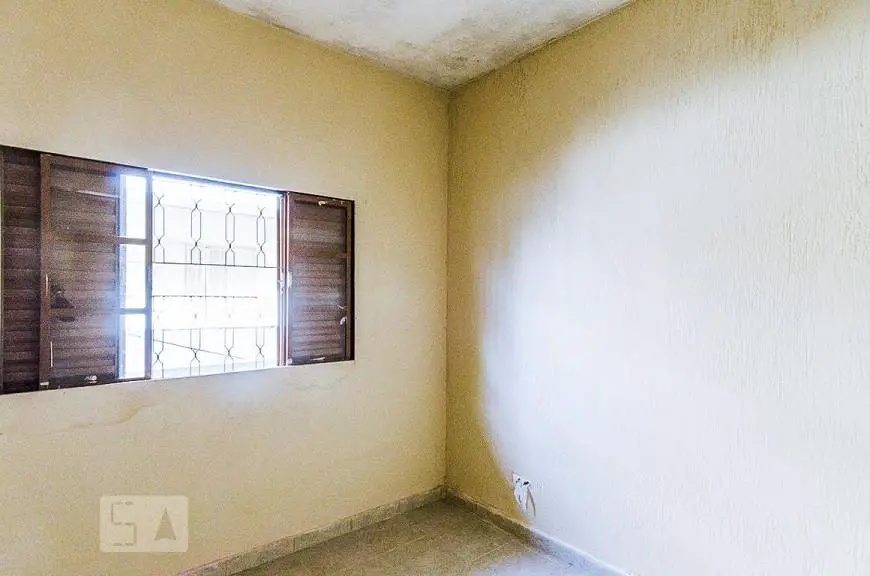Foto 5 de Casa com 2 Quartos para alugar, 60m² em Taboão, São Bernardo do Campo