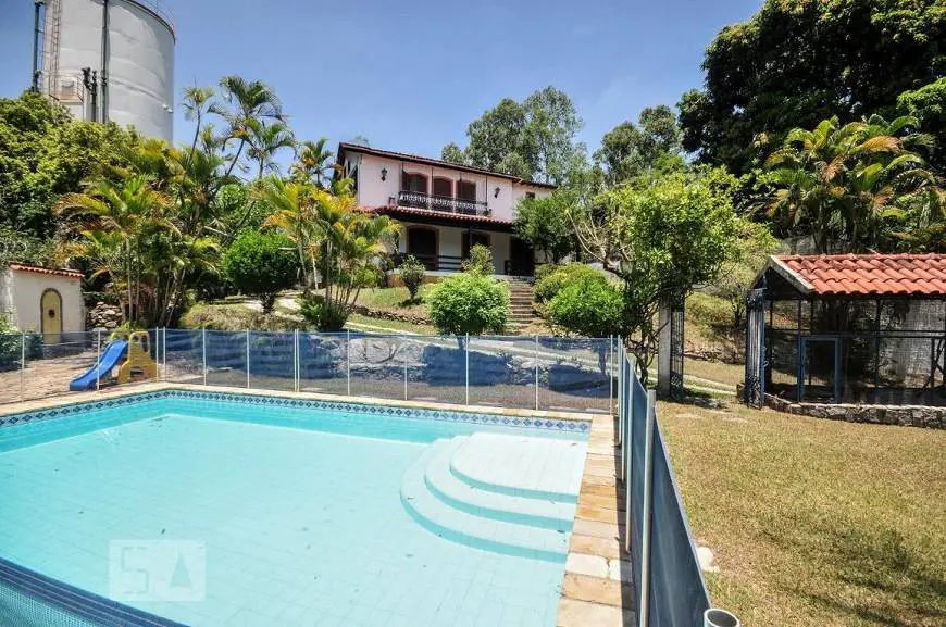 Foto 1 de Casa com 4 Quartos para alugar, 600m² em Freguesia, Rio de Janeiro
