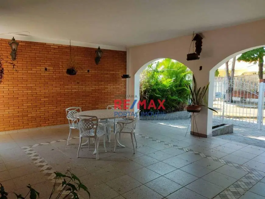 Foto 4 de Casa com 4 Quartos à venda, 390m² em Jardim Porangaba, Águas de São Pedro