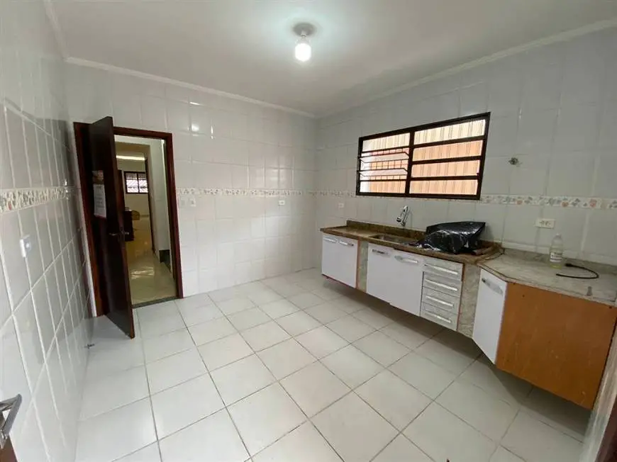 Foto 2 de Sobrado com 3 Quartos à venda, 127m² em Boqueirão, Praia Grande
