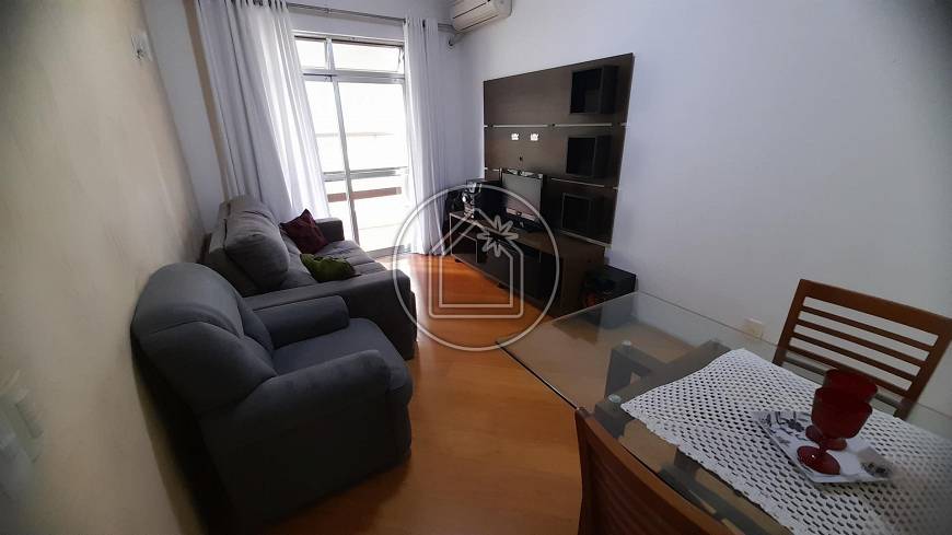 Foto 3 de Apartamento com 2 Quartos à venda, 56m² em Pitangueiras, Rio de Janeiro