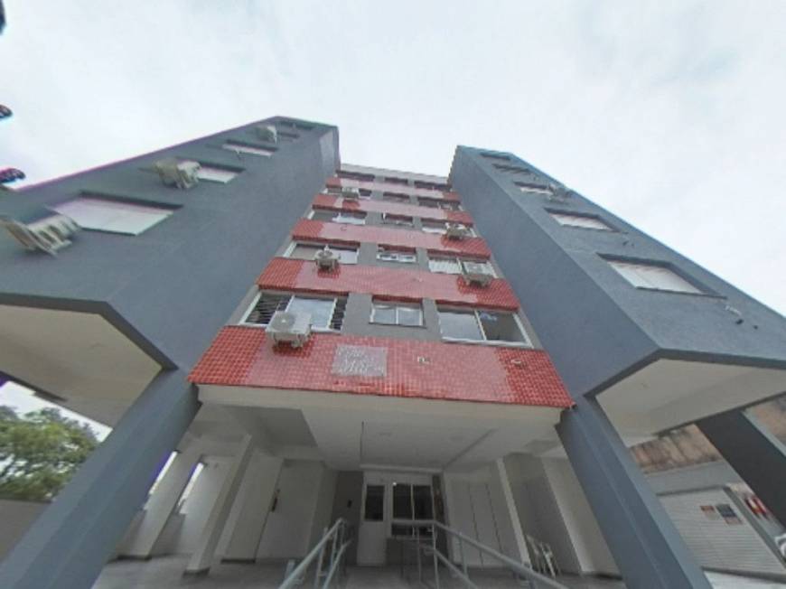 Foto 1 de Apartamento com 2 Quartos à venda, 67m² em Santo Antônio, Porto Alegre