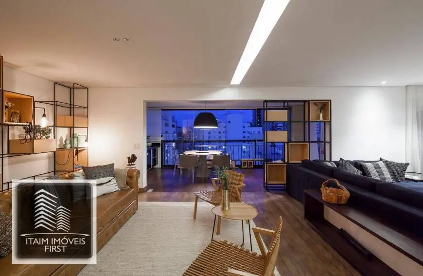 Foto 1 de Apartamento com 3 Quartos à venda, 235m² em Vila Nova Conceição, São Paulo