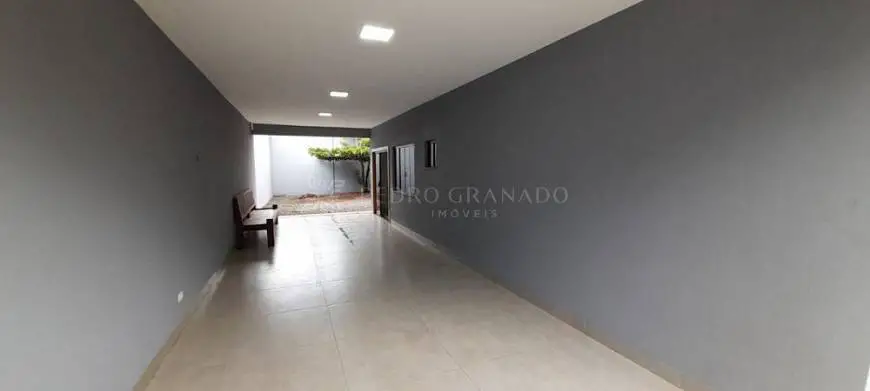 Foto 4 de Casa com 2 Quartos para alugar, 112m² em Jardim Universo, Maringá
