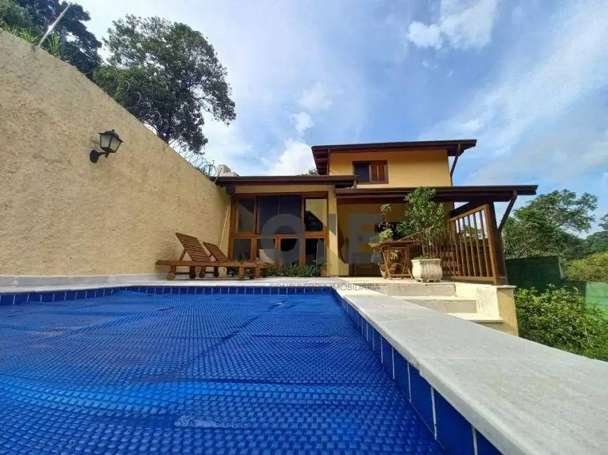Foto 3 de Casa de Condomínio com 3 Quartos à venda, 219m² em Granja Viana, Carapicuíba
