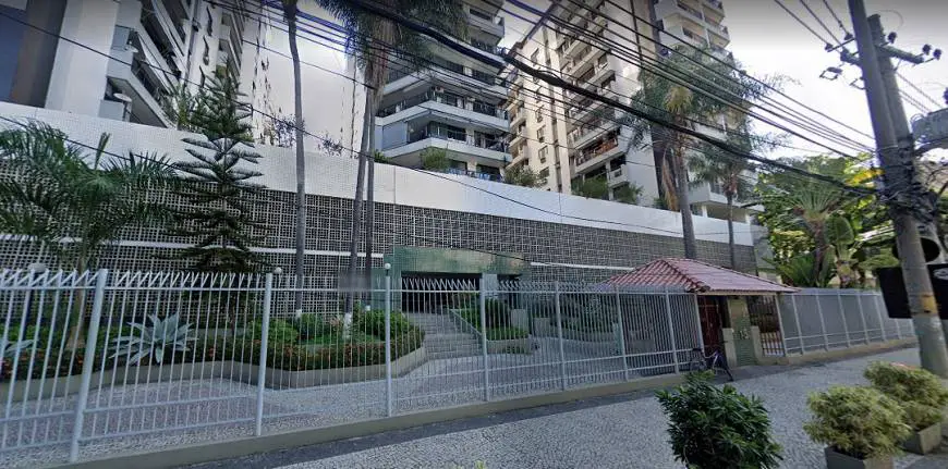 Foto 1 de Apartamento com 1 Quarto à venda, 152m² em Grajaú, Rio de Janeiro