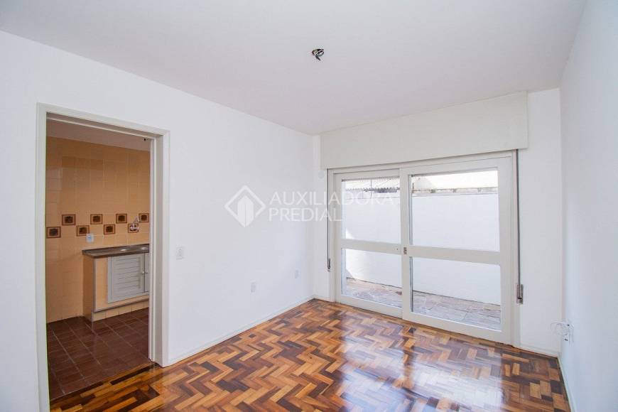 Foto 1 de Apartamento com 1 Quarto para alugar, 42m² em Rio Branco, Porto Alegre