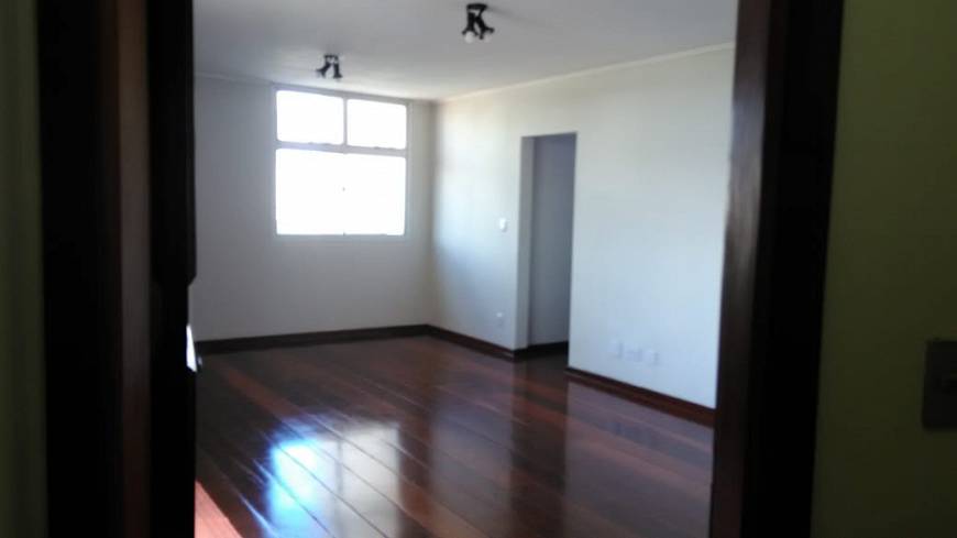 Foto 3 de Apartamento com 3 Quartos à venda, 147m² em Vila América, Bauru