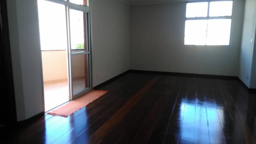 Foto 4 de Apartamento com 3 Quartos à venda, 147m² em Vila América, Bauru