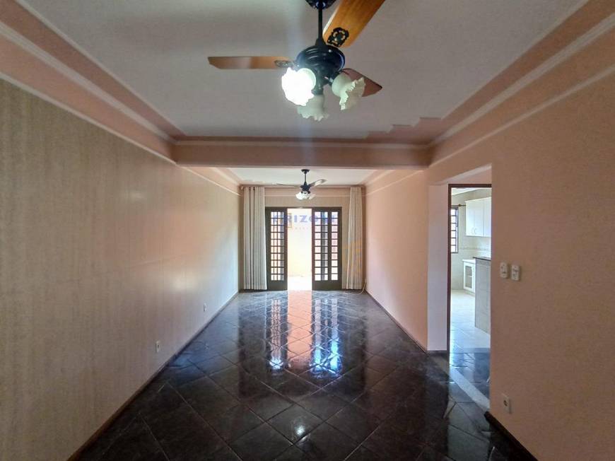 Foto 2 de Casa com 3 Quartos à venda, 182m² em Jardim Solange, Bauru
