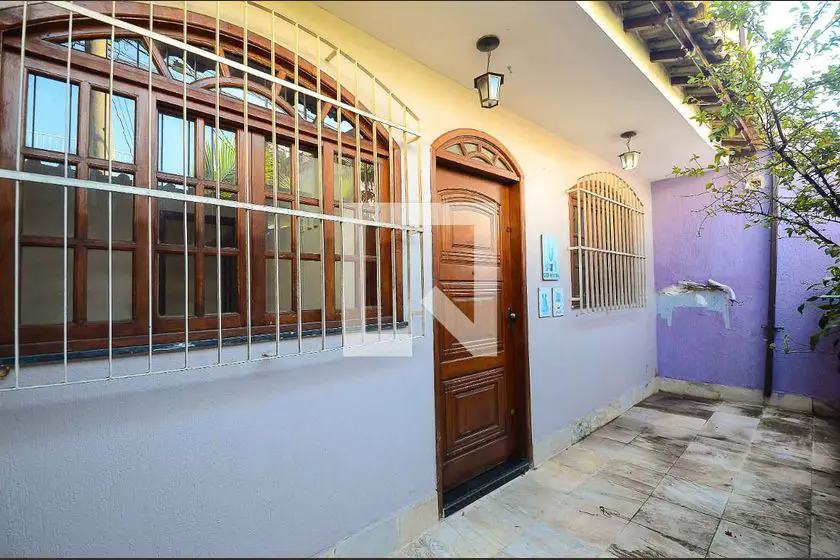 Foto 1 de Casa com 3 Quartos para alugar, 300m² em Portuguesa, Rio de Janeiro