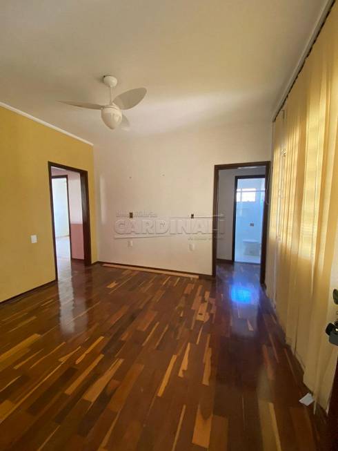 Foto 5 de Casa com 3 Quartos para alugar, 250m² em Vila Carmem, São Carlos